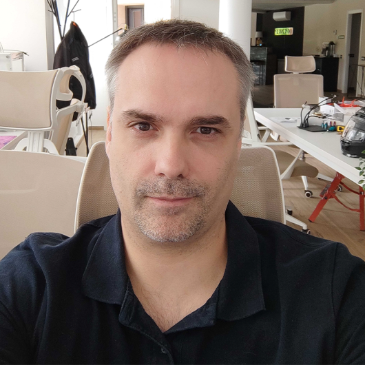 Alex Vázquez Torres